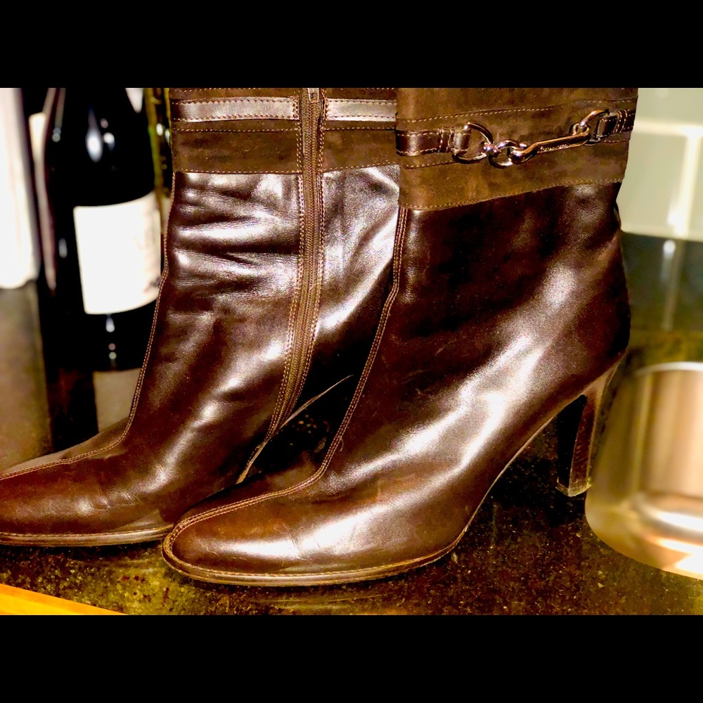 Beautiful rich brown boots